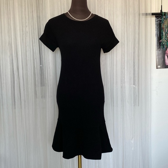 Marc O’Polo pointe knit black dress! Classic and stylish, tiered ruffle! Size 36 - Picture 10 of 17